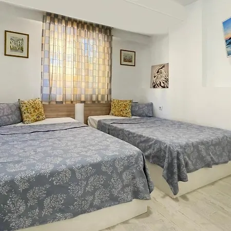 Appartement Jardin En El Centro De *