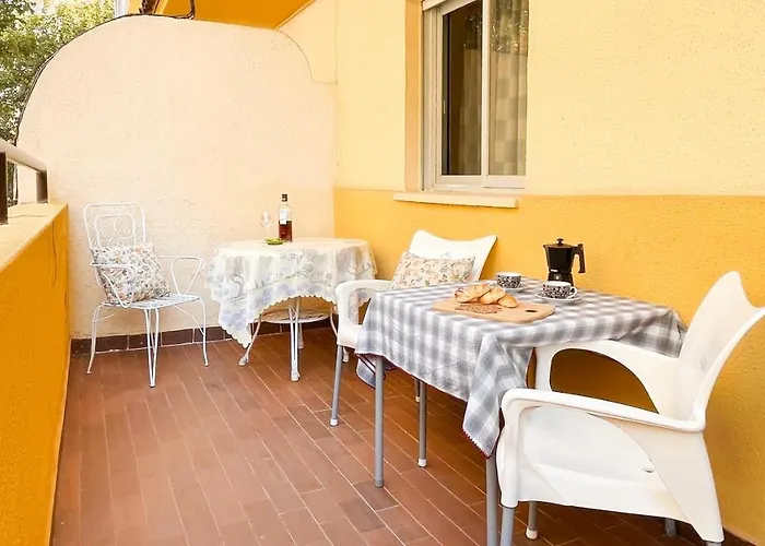 Jardin En El Centro De * Calpe