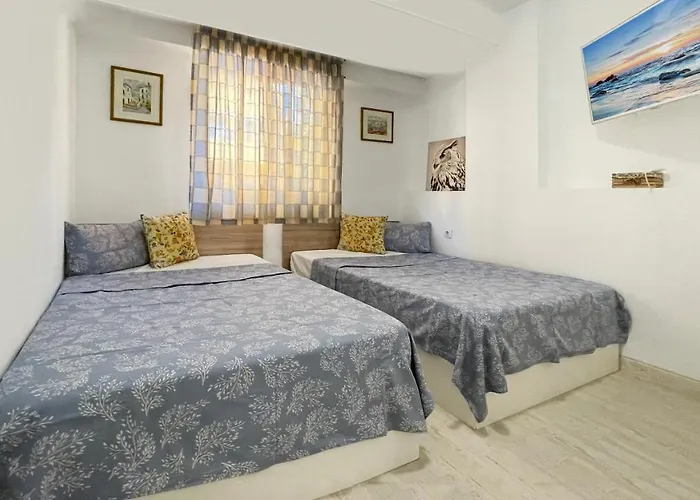 Apartment Jardin En El Centro De *