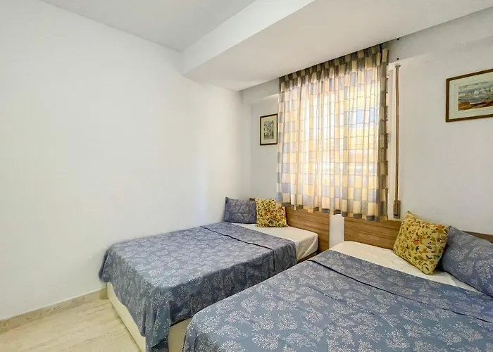 Jardín En El Centro De Apartamento